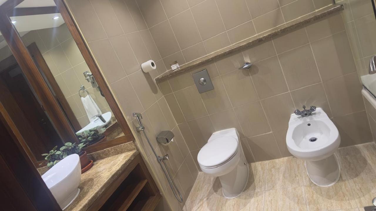 Al Khaleej Palace Deira Hotel Dubai Room photo